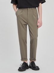 Classic Pleated Tapered Pants